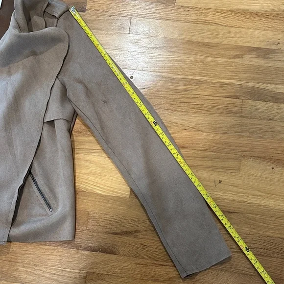 E&M | Women's Tan Suede moto style Jacket - Picture 5 of 13